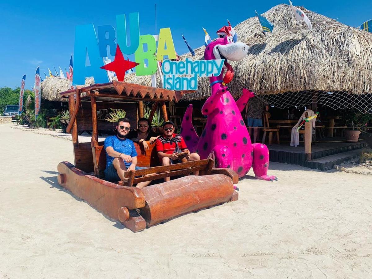 Aruba Harmony Apartments Oranjestad Dış mekan fotoğraf
