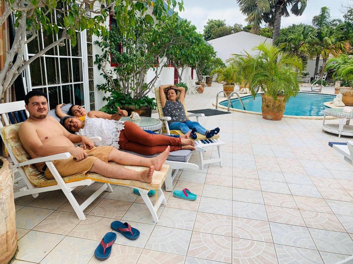 Aruba Harmony Apartments Oranjestad Dış mekan fotoğraf