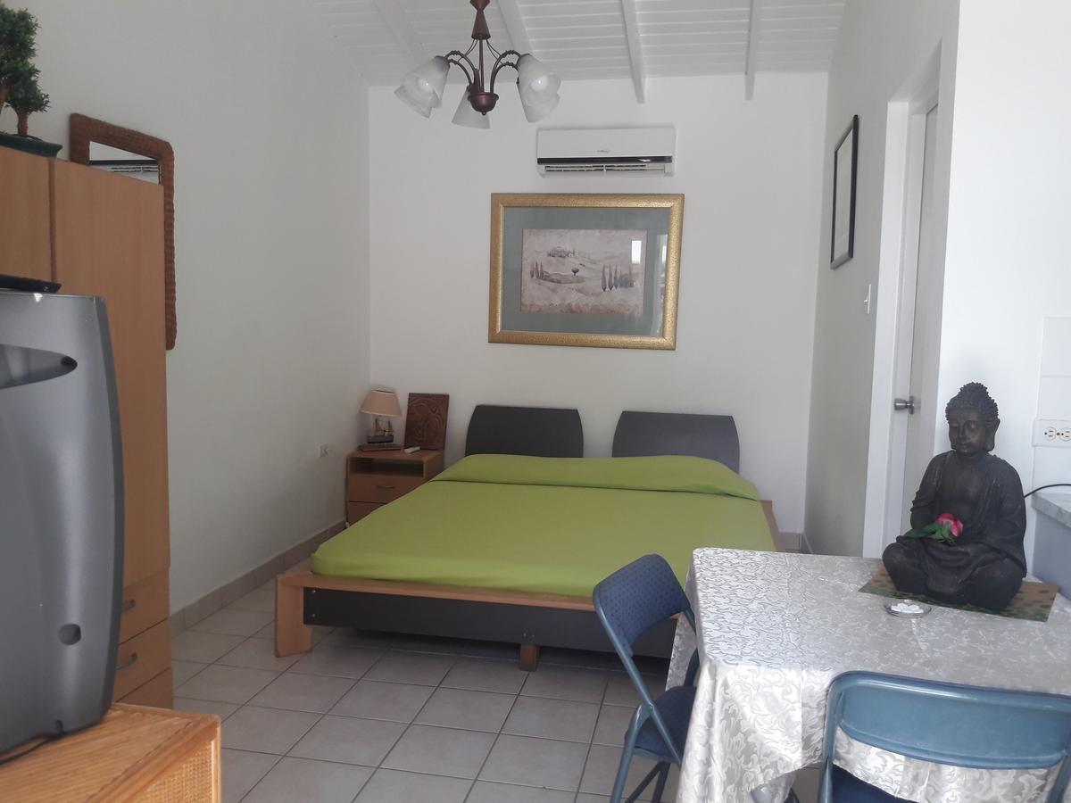 Aruba Harmony Apartments Oranjestad Dış mekan fotoğraf