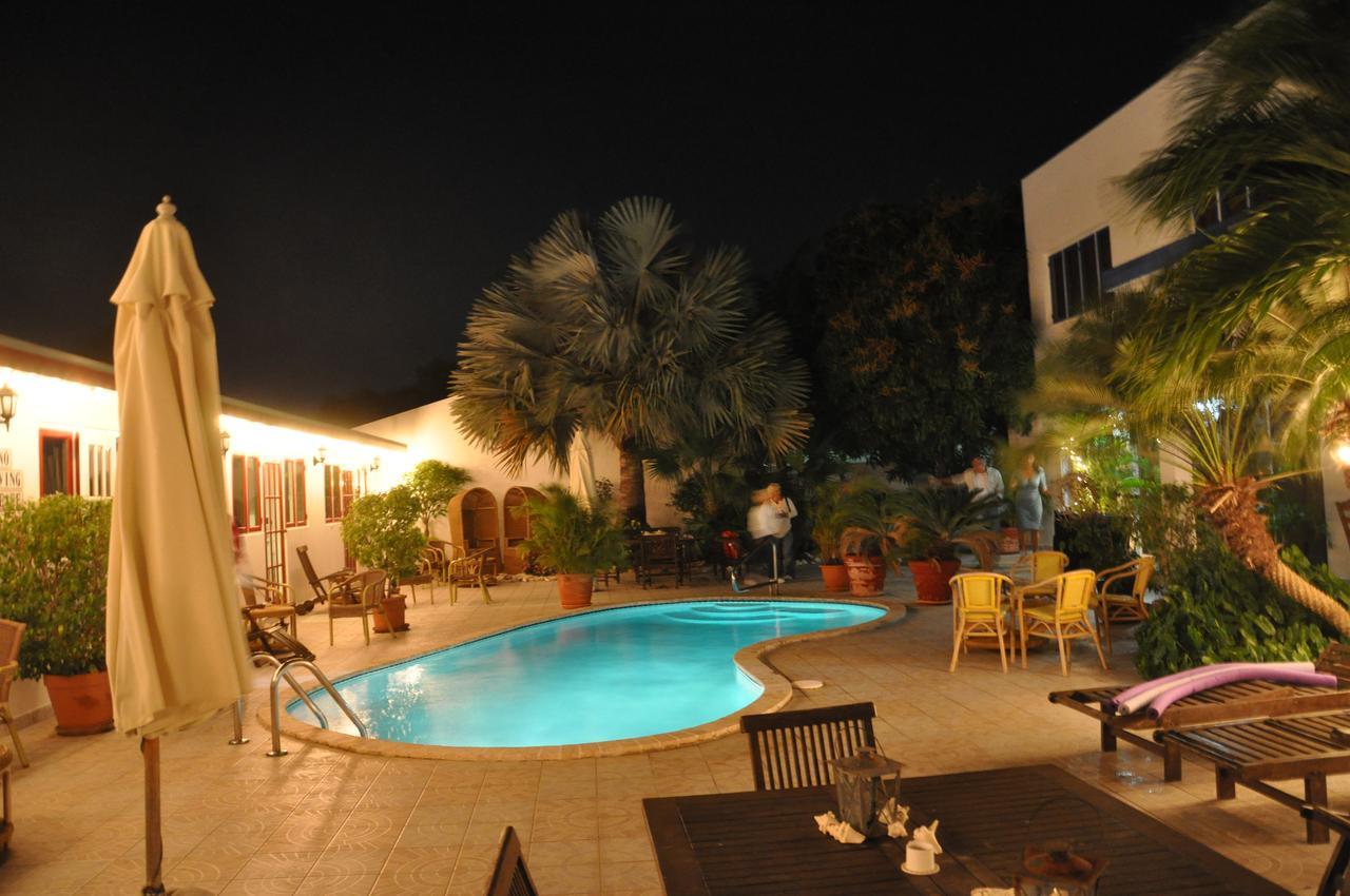 Aruba Harmony Apartments Oranjestad Dış mekan fotoğraf