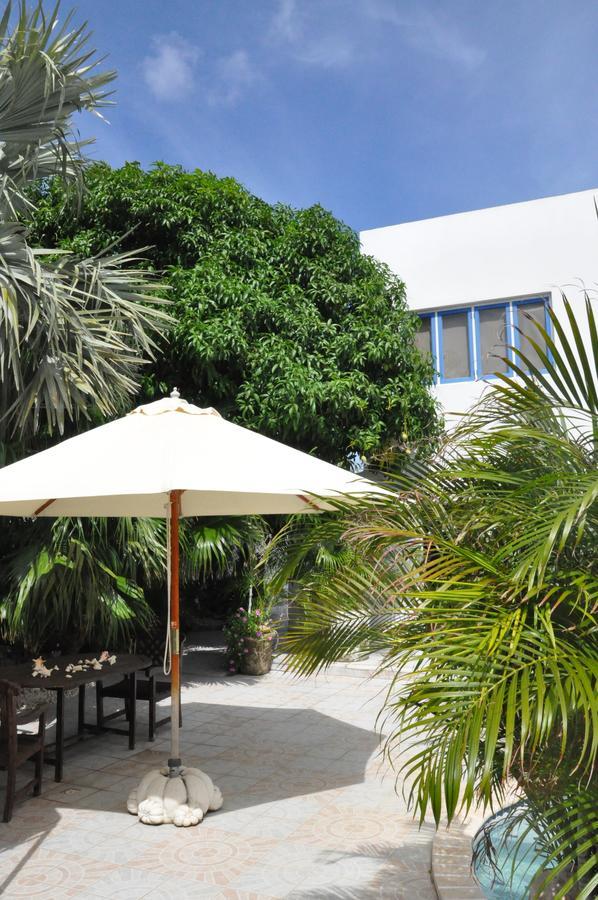 Aruba Harmony Apartments Oranjestad Dış mekan fotoğraf